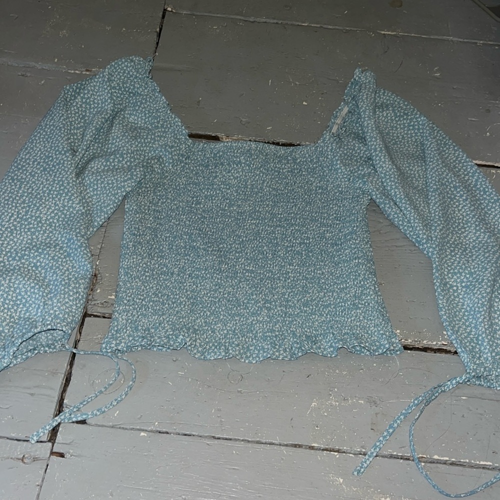 PRINCESS POLLY TOP- SIZE 2